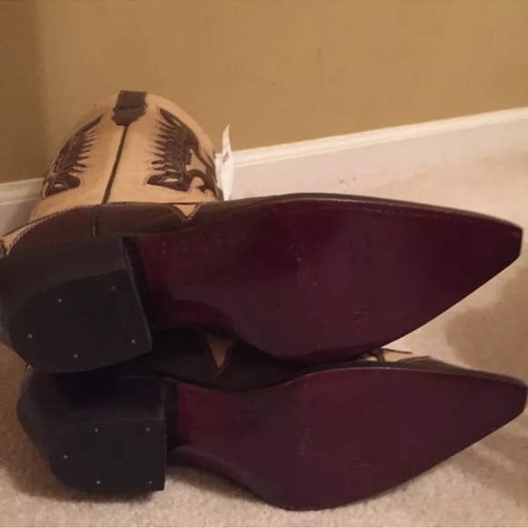 Brand New Ferrini Women’s Cowboy boots size 8 Tan Cream Brown Design - Picture 5 of 5